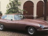 Second-hand Jaguar E-Type 265 CP (194 kW) 1962 Maro Coupe
