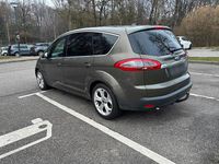 Gebraucht Ford S-MAX Titanium 163 PS (119 kW) 2012 Braun Van / Kleinbus