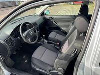 Gebraucht VW Golf IV 101 PS (74 kW) 2002 Silber Kleinwagen