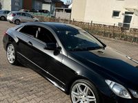 Gebraucht Mercedes E500 408 PS (300 kW) 2011 Schwarz Coupé