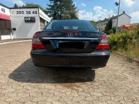 Gebraucht Mercedes E200 136 PS (100 kW) 2008 Schwarz Limousine