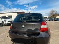 Gebraucht BMW 118 129 PS (94 kW) 2004 Schwarz Kleinwagen