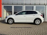 Gebraucht VW Polo Beats 95 PS (69 kW) 2018 Silber metallic Kleinwagen