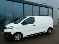 Gebraucht Opel Vivaro 150 PS (110 kW) 2021 White jade/ arktis white (metallic) Van / Kleinbus