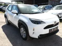 Neu Toyota Yaris Cross 92 PS (67 kW) 2026 Schnee weiß SUV
