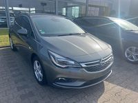 Gebraucht Opel Astra Dynamic 150 PS (110 kW) 2017 Grau Limousine