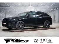 Gebraucht Audi Q8 S-Line 286 PS (210 kW) 2023 Mythosschwarz metallic SUV