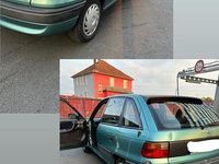 Second-hand Opel Astra 75 CP (55 kW) 1996 Berlinǎ