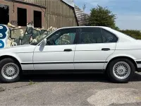 Gebraucht BMW 520 129 PS (94 kW) 1988 Weiß Limousine