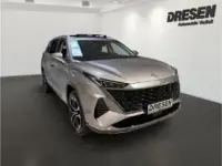 Neu MG MGS9 Comfort 299 PS (219 kW) 2026 Silber SUV