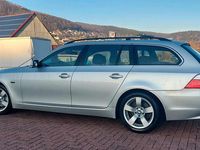 Gebraucht BMW 523 190 PS (139 kW) 2008 Silber Kombi