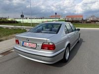 Second-hand BMW 520 150 CP (110 kW) 1999 Argintiu Berlinǎ