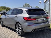Gebraucht BMW 118 Sport Line 136 PS (100 kW) 2024 Skyscraper grau Kleinwagen