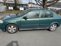 Gebraucht Opel Astra 101 PS (74 kW) 2003 Grün Limousine