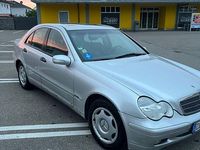 Gebraucht Mercedes C180 Classic 143 PS (105 kW) 2002 Silber Limousine