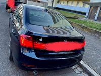 Gebraucht BMW 318 143 PS (105 kW) 2012 Blau Limousine