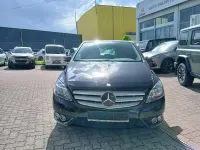Gebraucht Mercedes B180 109 PS (80 kW) 2013 Schwarz Kleinwagen