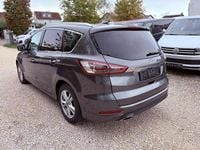 Gebraucht Ford S-MAX Titanium 190 PS (139 kW) 2020 Grau Van / Kleinbus