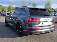 Używany Audi Q7 Black Edition 272 KM (200 kW) 2017 Szary SUV