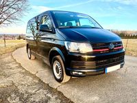 Gebraucht VW T6 150 PS (110 kW) 2017 Deep black perleffekt Van