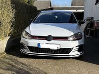 Gebraucht VW Golf VII GTI 230 PS (169 kW) 2018 Grau Kleinwagen
