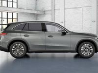 Gebraucht Mercedes GLC220 Avantgarde 197 PS (144 kW) 2023 Metalliclack selenitgrau SUV