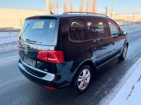 Gebraucht VW Touran Match 140 PS (102 kW) 2012 Schwarz Van / Kleinbus