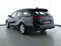 Usado Kia Ceed Vision 160 CV (117 kW) 2022 Negro Utilitario