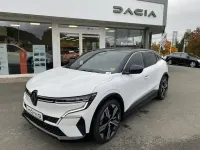 Używany Renault Megane E-Tech Iconic 160 kW (218 KM) 2022 Biały Sedan/Limuzyna