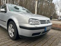 Gebraucht VW Golf IV 100 PS (73 kW) 2000 Silber Kleinwagen