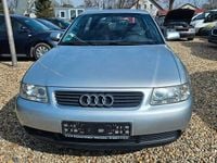 Używany Audi A3 Ambiente 102 KM (75 kW) 2001 Srebrny Hatchback