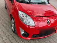 Gebraucht Renault Twingo 75 PS (55 kW) 2011 Rot Kleinwagen