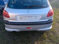 Gebraucht Peugeot 206 75 PS (55 kW) 2003 Silber Kleinwagen