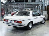 Gebraucht Mercedes 230 136 PS (100 kW) 1982 Weiß Coupé