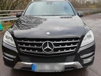 Gebraucht Mercedes ML350 258 PS (189 kW) 2012 Schwarz SUV
