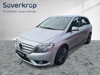 Gebraucht Mercedes B180 Style 122 PS (89 kW) 2014 Silber Kleinwagen