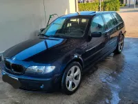 Gebraucht BMW 318 143 PS (105 kW) 2005 Blau Kombi