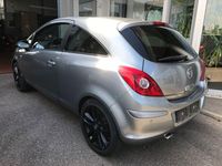 Second-hand Opel Corsa 86 CP (63 kW) 2012 Gri Berlinǎ