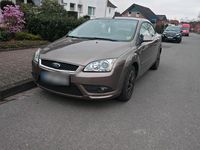Gebraucht Ford Focus Cabriolet 101 PS (74 kW) 2008 Gold Cabrio