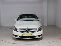 Gebraucht Mercedes B180 122 PS (89 kW) 2014 Weiß Van / Kleinbus