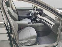 Neu Skoda Superb Selection 193 PS (141 kW) 2026 Schwarz Kombi