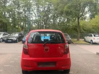 Gebraucht Hyundai i10 Classic 69 PS (50 kW) 2012 Rot Kleinwagen