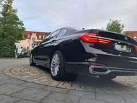 Gebraucht BMW 750L Executive 449 PS (330 kW) 2018 Schwarz Limousine