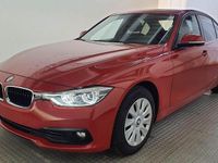 Gebraucht BMW 318 Advantage 136 PS (100 kW) 2016 Rot Limousine