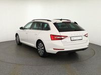 Gebraucht Skoda Superb 200 PS (147 kW) 2021 Weiß Kombi