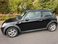 Gebraucht Mini ONE 75 PS (55 kW) 2012 Schwarz Kleinwagen