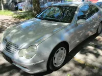 Gebraucht Mercedes C180 143 PS (105 kW) 2003 Silber