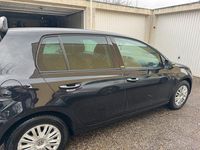 Gebraucht VW Golf VI 105 PS (77 kW) 2011 Schwarz Kleinwagen