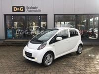 Gebraucht Mitsubishi i-MiEV Basis 49 kW (67 PS) 2015 Weiß Kleinwagen