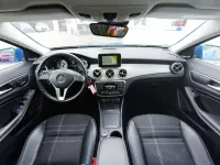 Gebraucht Mercedes GLA250 211 PS (155 kW) 2015 Blau SUV